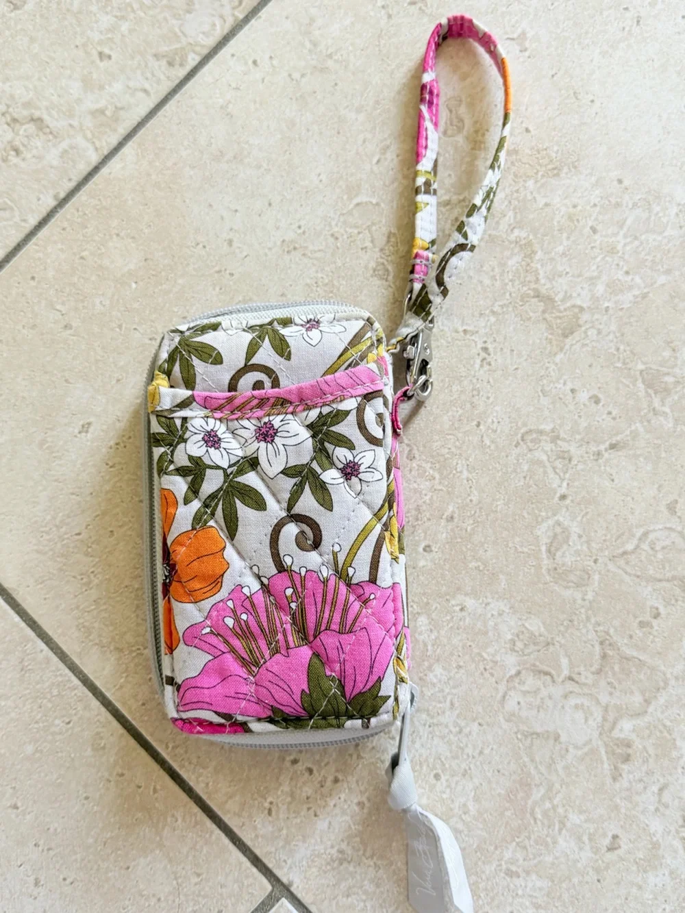 Vera Bradley never used